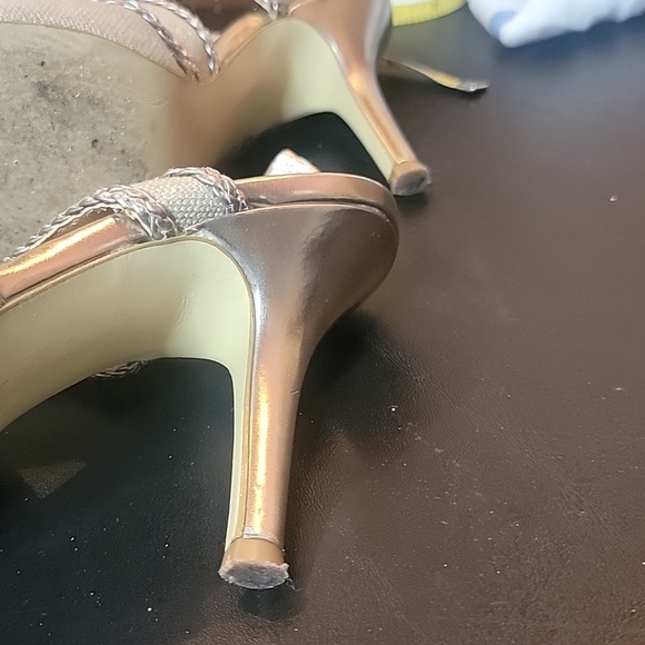 Tahari High Canvas Looking Sandals - Picture 3 of 6